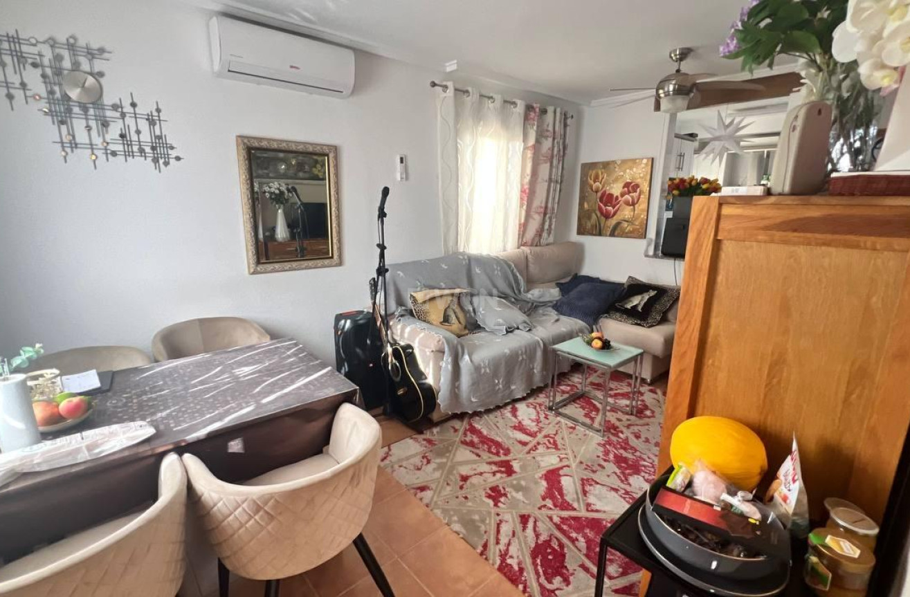 Odsprzedaż - Kamienica - Orihuela Costa - Los Almendros-la Florida