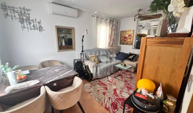 Odsprzedaż - Kamienica - Orihuela Costa - Los Almendros-la Florida