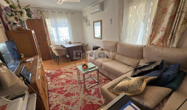 Odsprzedaż - Kamienica - Orihuela Costa - Los Almendros-la Florida