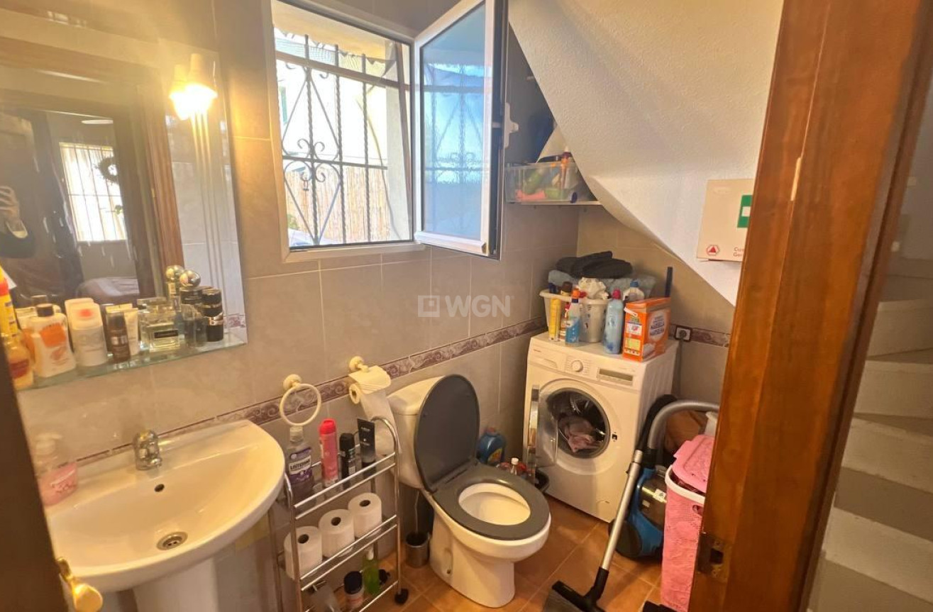 Odsprzedaż - Kamienica - Orihuela Costa - Los Almendros-la Florida