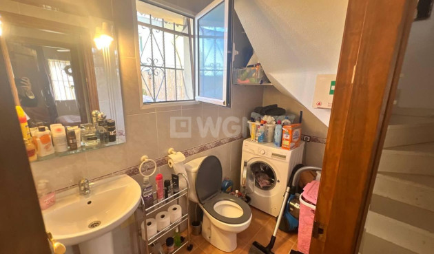 Odsprzedaż - Kamienica - Orihuela Costa - Los Almendros-la Florida