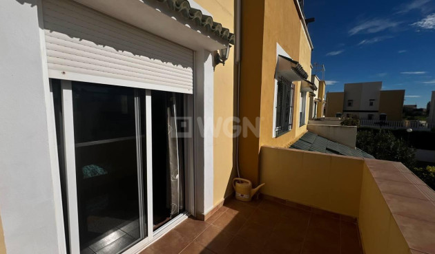 Odsprzedaż - Kamienica - Orihuela Costa - Los Almendros-la Florida