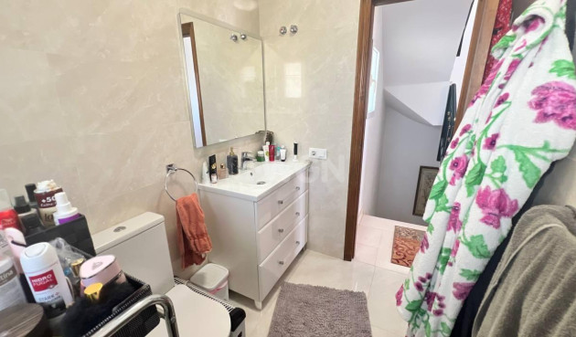 Odsprzedaż - Kamienica - Orihuela Costa - Los Almendros-la Florida