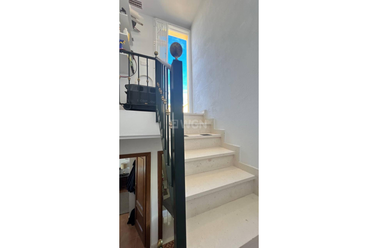 Odsprzedaż - Kamienica - Orihuela Costa - Los Almendros-la Florida