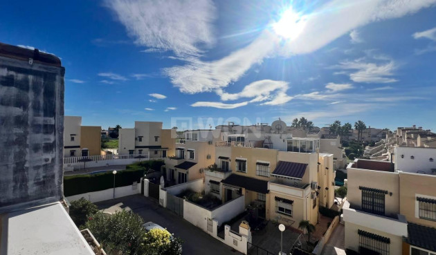 Odsprzedaż - Kamienica - Orihuela Costa - Los Almendros-la Florida