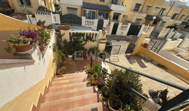 Odsprzedaż - Kamienica - Orihuela Costa - Los Almendros-la Florida