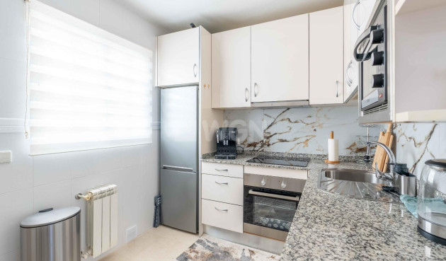 Resale - Villa - Orihuela Costa - Punta Prima