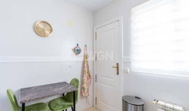 Resale - Villa - Orihuela Costa - Punta Prima