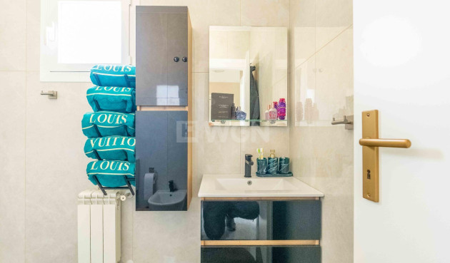 Resale - Villa - Orihuela Costa - Punta Prima