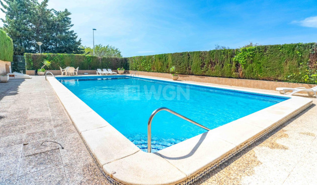 Resale - Villa - Orihuela Costa - Punta Prima