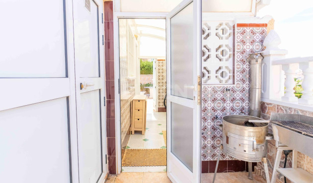 Resale - Villa - Orihuela Costa - Punta Prima