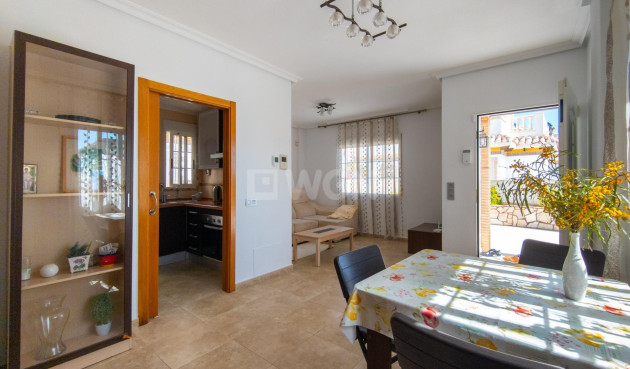 Resale - Villa - Torrevieja - La Mata