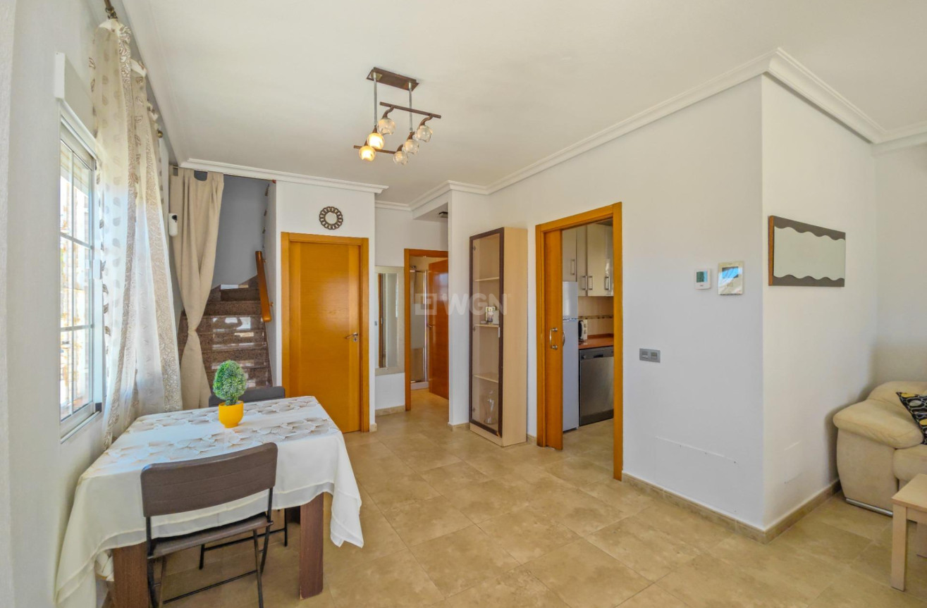 Resale - Villa - Torrevieja - La Mata