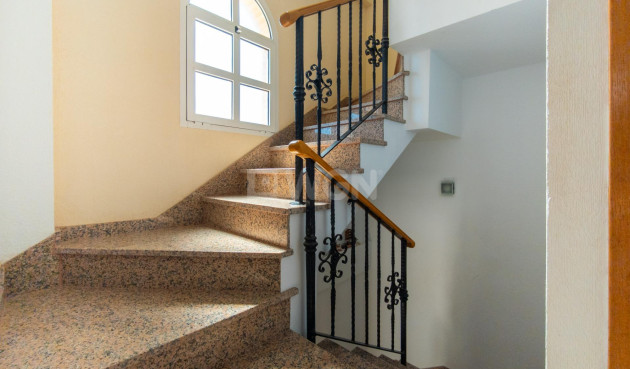 Resale - Villa - Torrevieja - La Mata