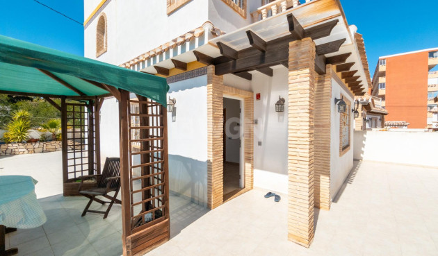 Resale - Villa - Torrevieja - La Mata