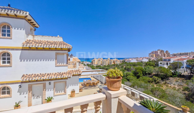 Resale - Villa - Torrevieja - La Mata