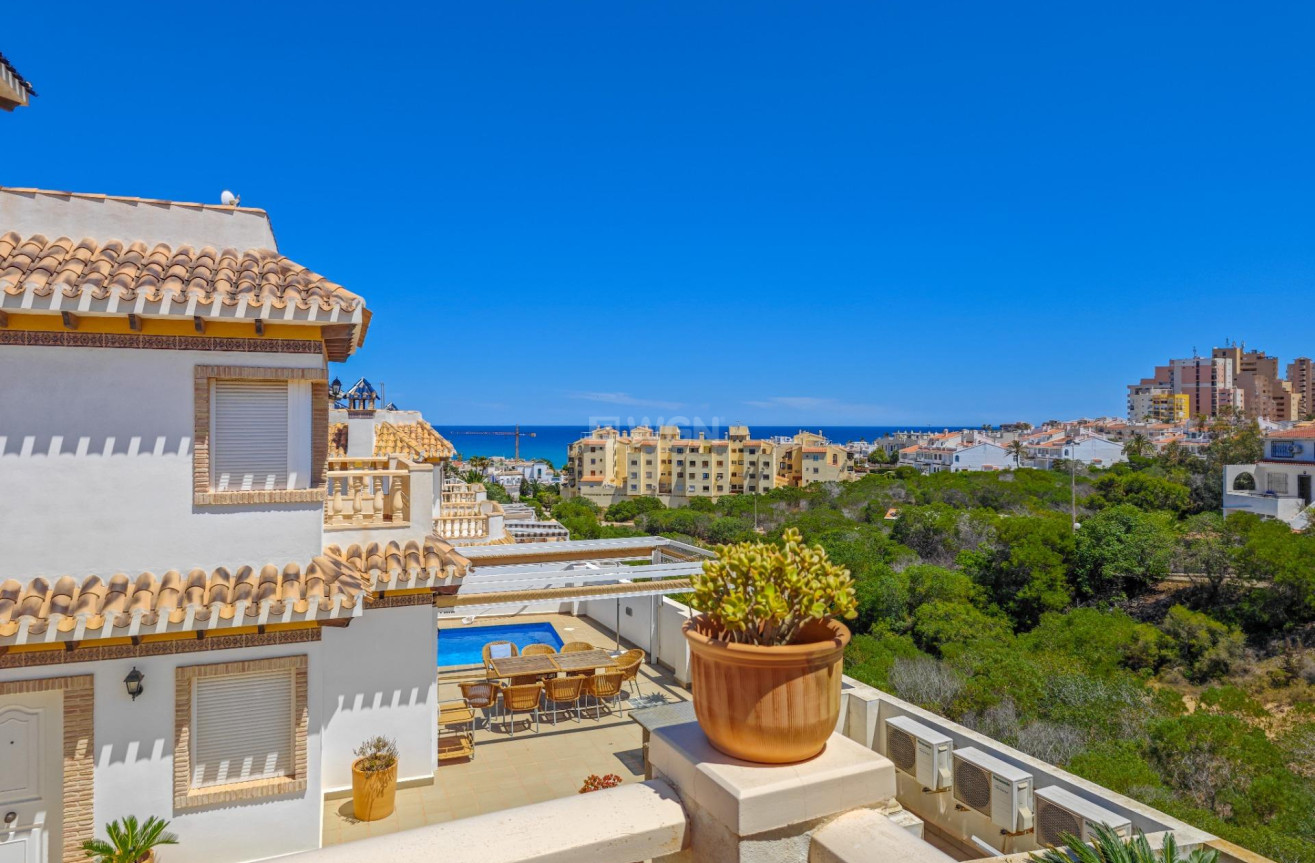 Resale - Villa - Torrevieja - La Mata