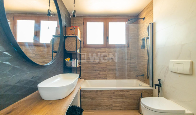 Resale - Villa - Torrevieja - El Chaparral