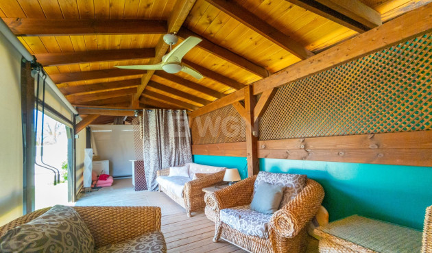 Resale - Villa - Torrevieja - El Chaparral