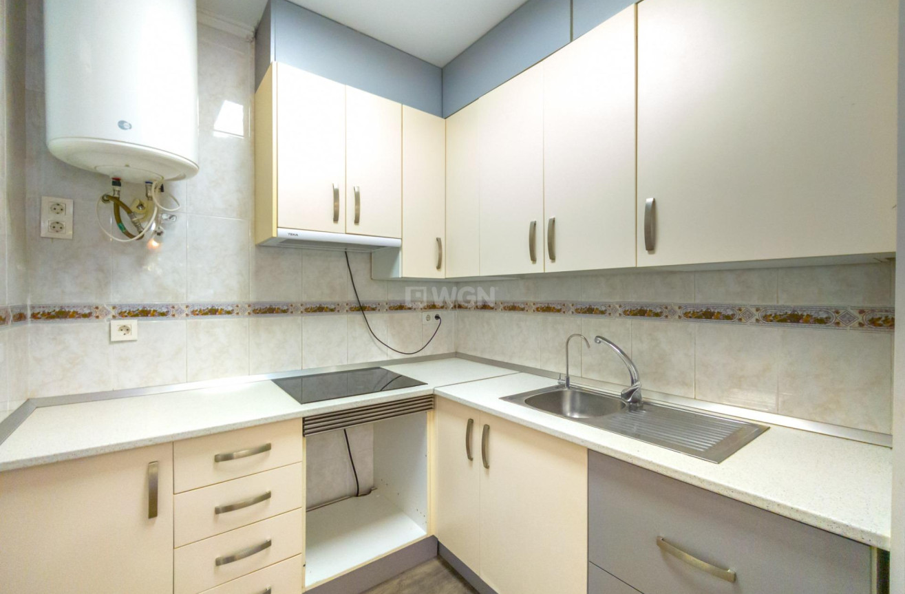 Resale - Apartment / flat - Torrevieja