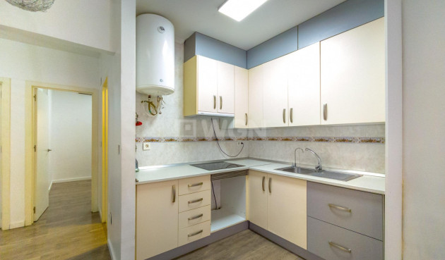 Resale - Apartment / flat - Torrevieja