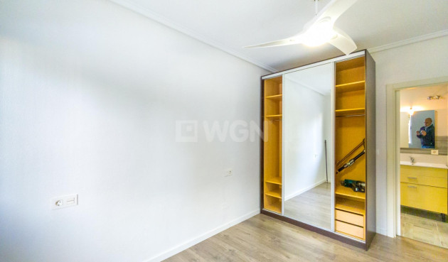 Resale - Apartment / flat - Torrevieja