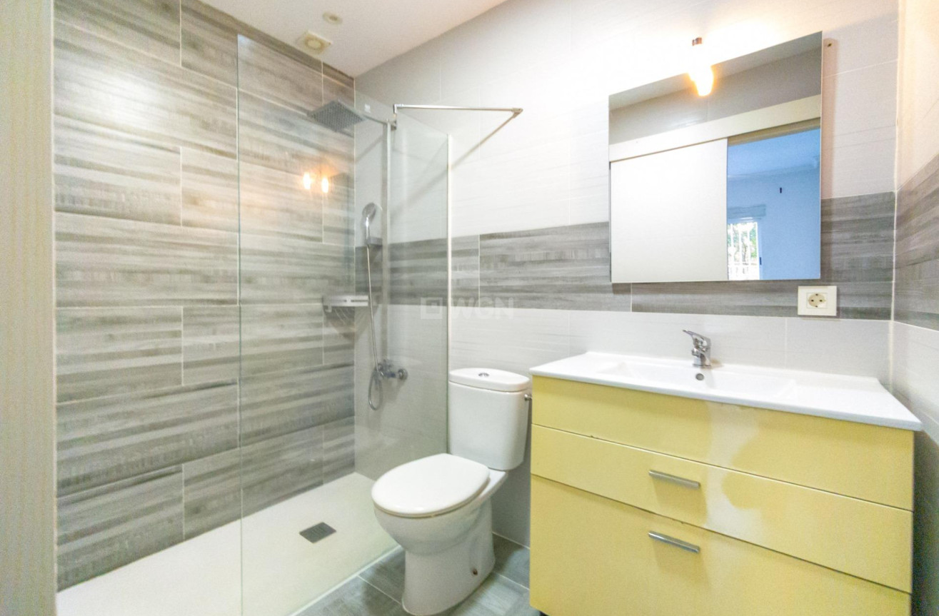 Resale - Apartment / flat - Torrevieja