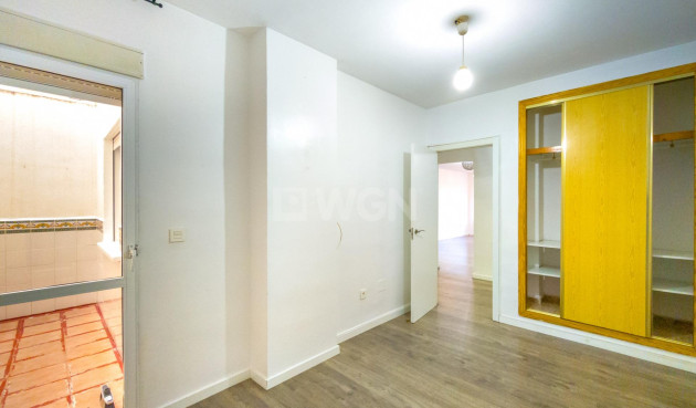 Resale - Apartment / flat - Torrevieja