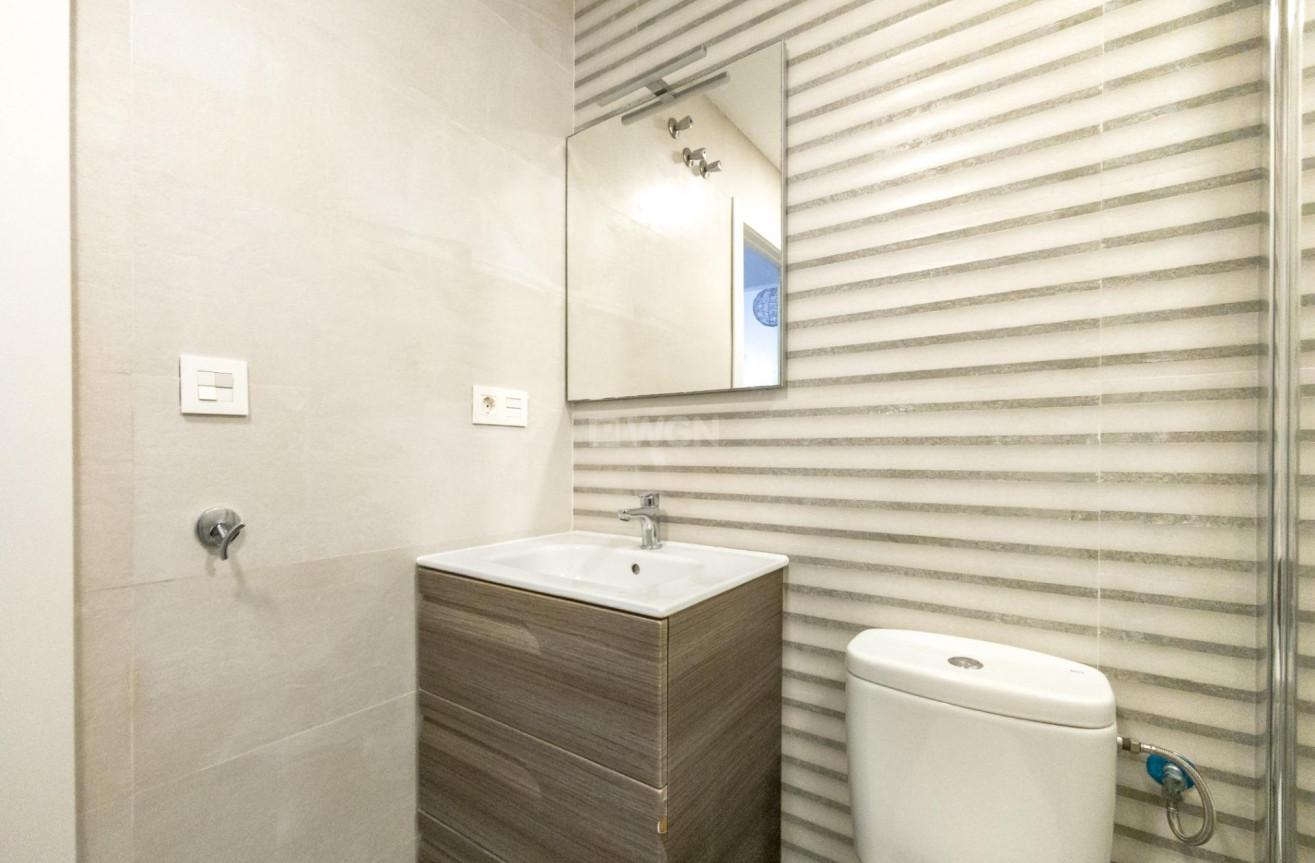 Resale - Apartment / flat - Torrevieja