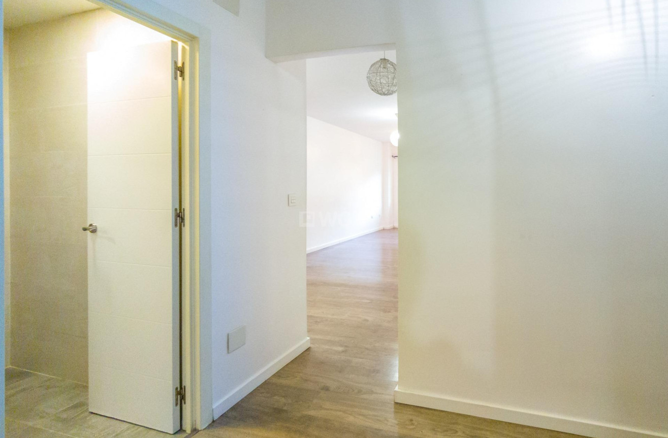 Resale - Apartment / flat - Torrevieja