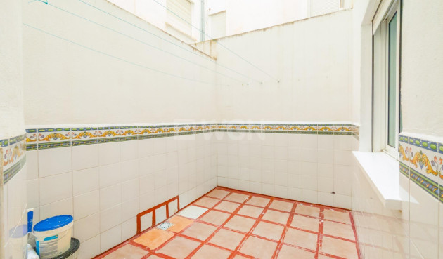 Resale - Apartment / flat - Torrevieja