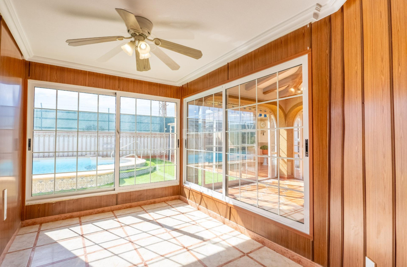 Odsprzedaż - Villa - Torrevieja - El Chaparral