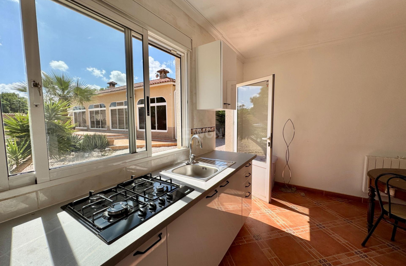 Odsprzedaż - Villa - Dolores - Cmno. Escorredor