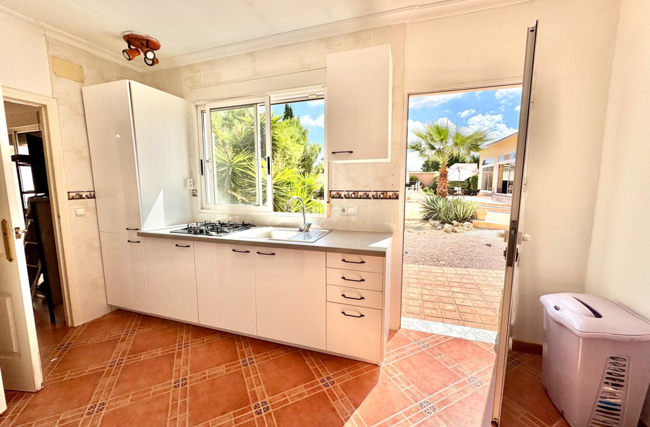 Odsprzedaż - Villa - Dolores - Cmno. Escorredor