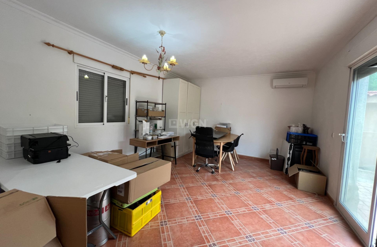 Odsprzedaż - Villa - Dolores - Cmno. Escorredor