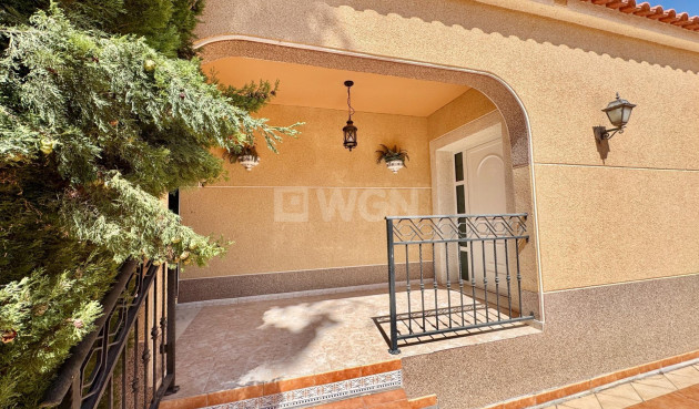 Odsprzedaż - Villa - Dolores - Cmno. Escorredor