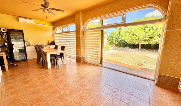 Odsprzedaż - Villa - Dolores - Cmno. Escorredor