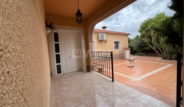 Odsprzedaż - Villa - Dolores - Cmno. Escorredor