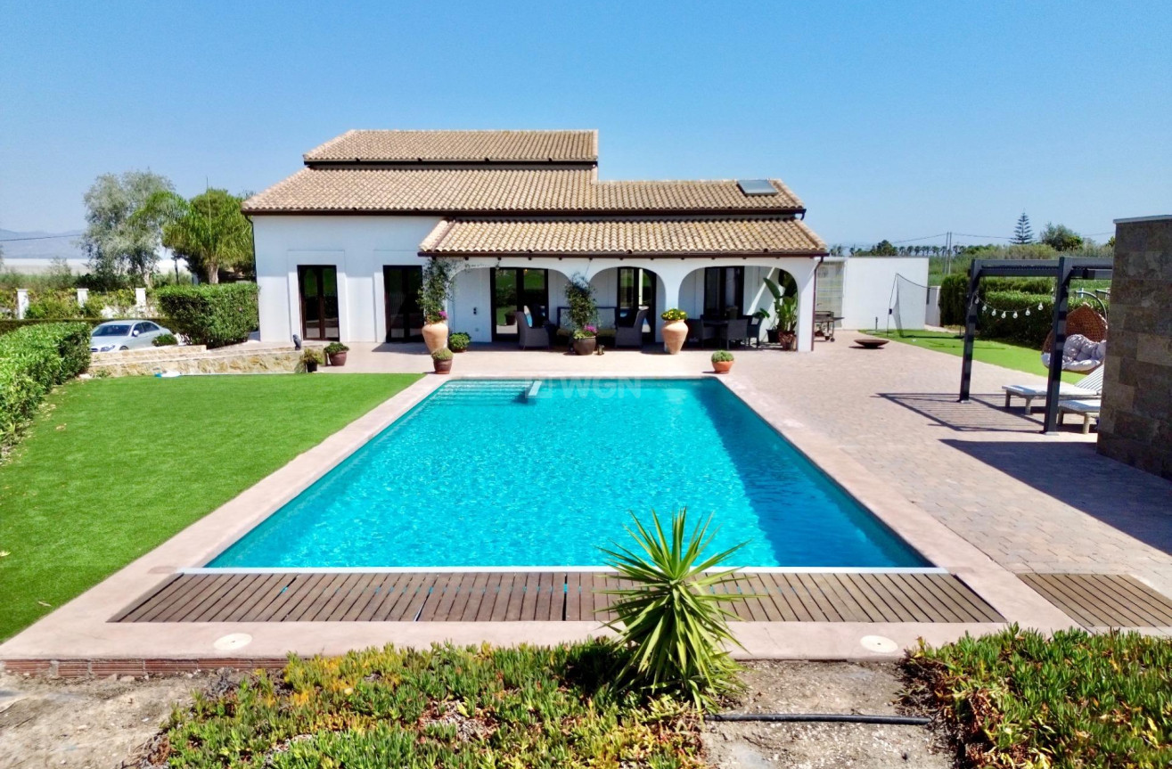 Odsprzedaż - Villa - Dolores - Comunidad Valenciana