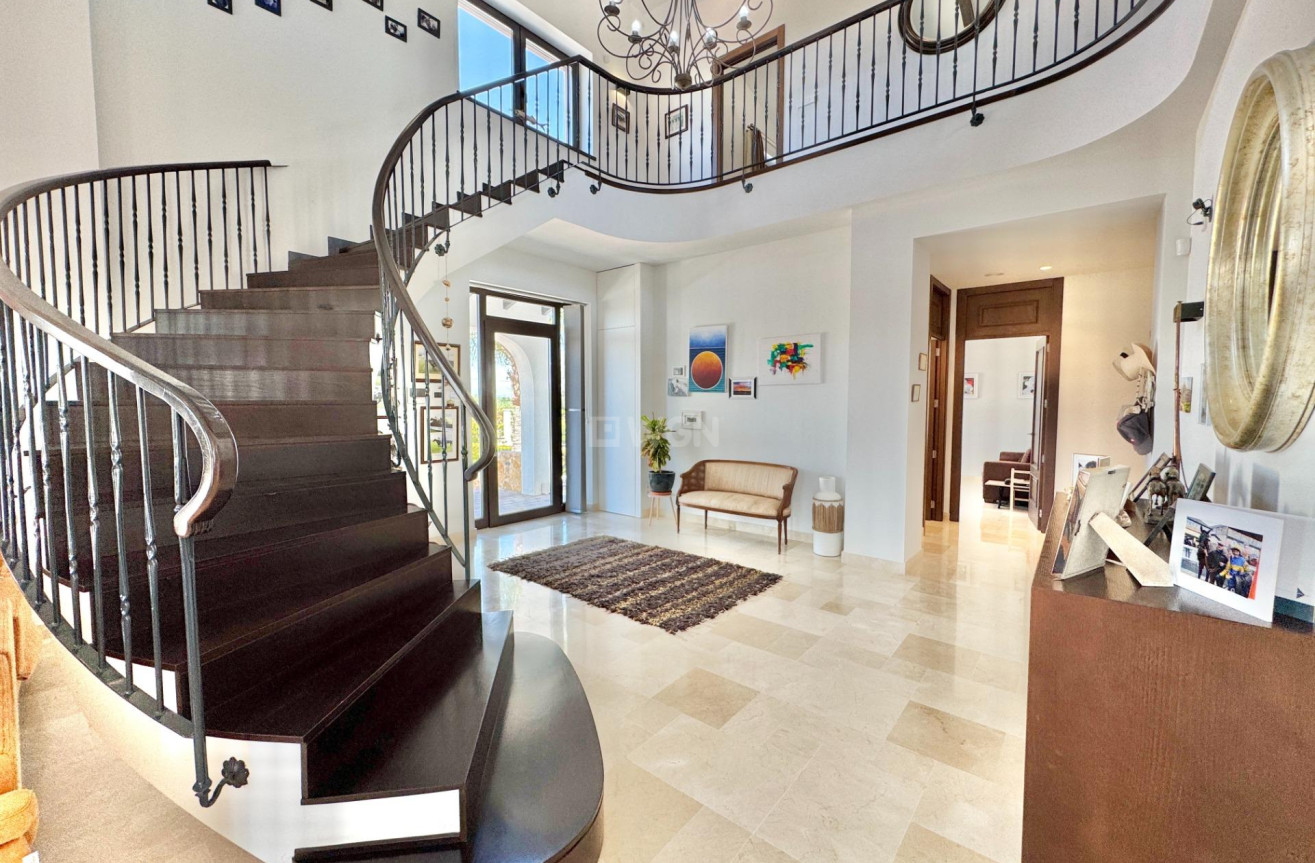 Odsprzedaż - Villa - Dolores - Comunidad Valenciana