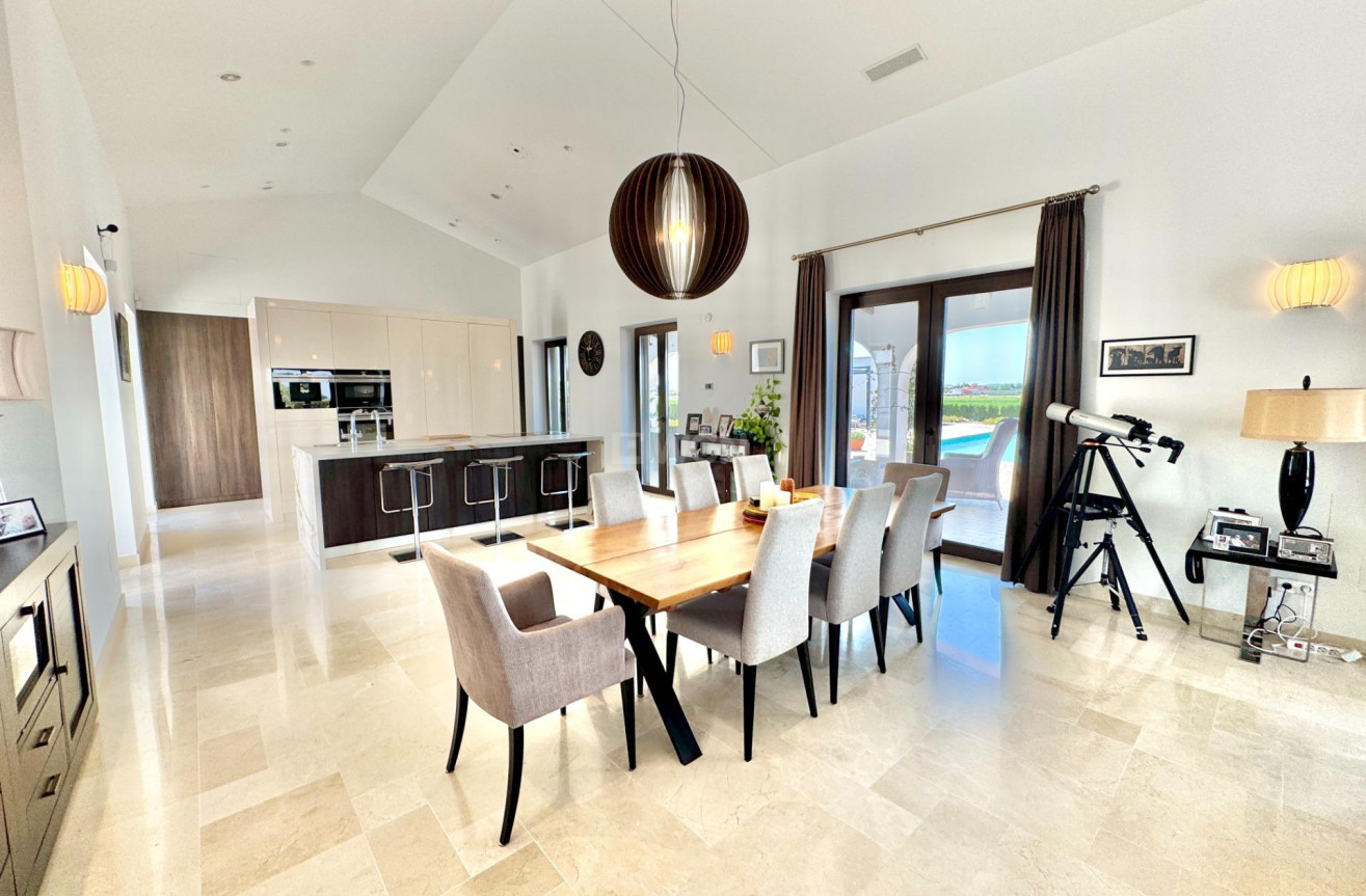 Odsprzedaż - Villa - Dolores - Comunidad Valenciana