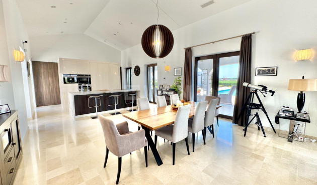 Odsprzedaż - Villa - Dolores - Comunidad Valenciana