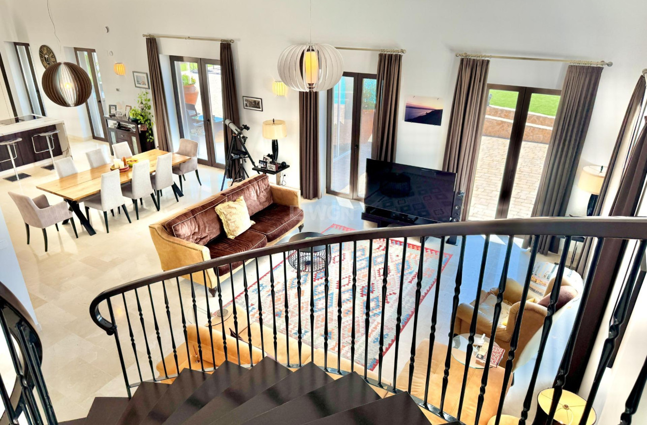 Odsprzedaż - Villa - Dolores - Comunidad Valenciana