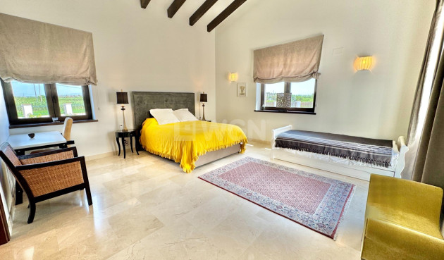 Odsprzedaż - Villa - Dolores - Comunidad Valenciana