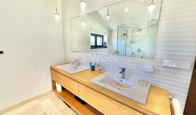 Odsprzedaż - Villa - Dolores - Comunidad Valenciana