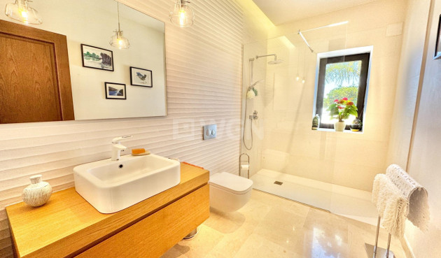 Odsprzedaż - Villa - Dolores - Comunidad Valenciana