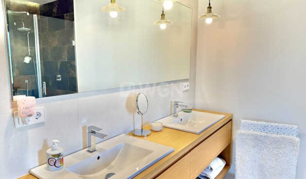 Odsprzedaż - Villa - Dolores - Comunidad Valenciana