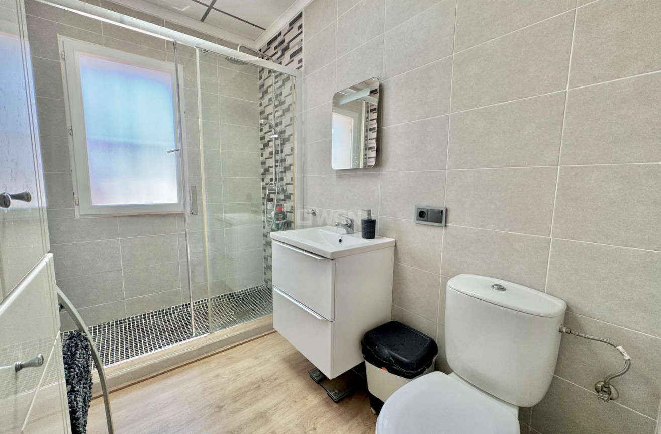 Odsprzedaż - Villa - Dolores - Comunidad Valenciana