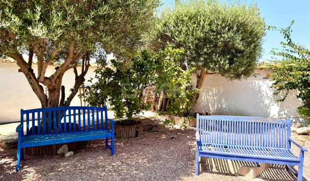 Odsprzedaż - Villa - Dolores - Comunidad Valenciana