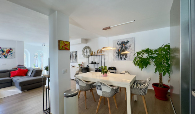 Wiederverkauf - Villa - Orihuela Costa - Costa Blanca